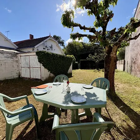 Σπίτι διακοπών Maison Spacieuse Proche - 7 Pers. - Fr-1-323-611 Σαιν-Ζαν-ντε-Μον
